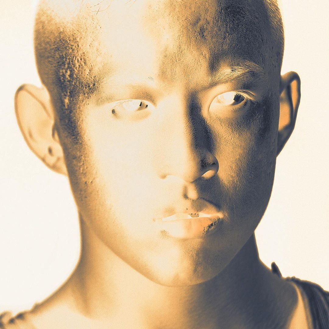 6 lanzamientos recientes que debes escuchar: Rich Brian + Half Alive + Elita y más